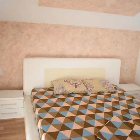 Apartments Holiday *