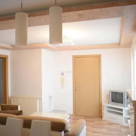 Apartments Holiday Apartmán *