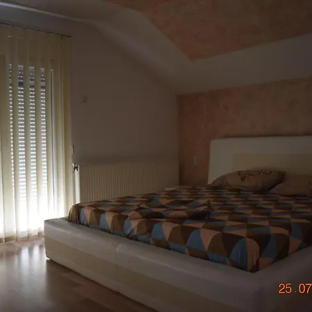 Apartments Holiday