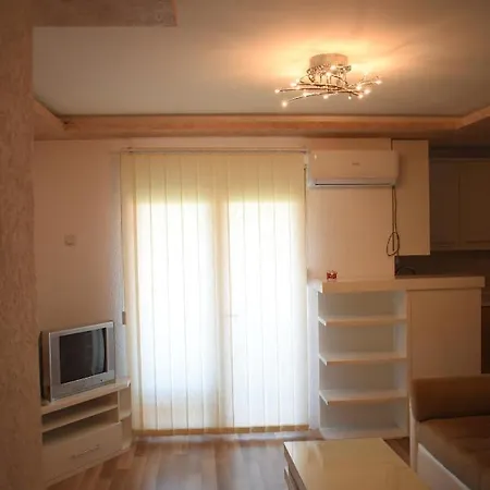 Apartmán Apartments Holiday *