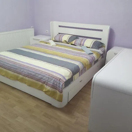 Apartmán Apartments Holiday *