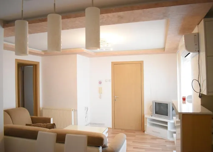 Apartments Holiday 아파트 *