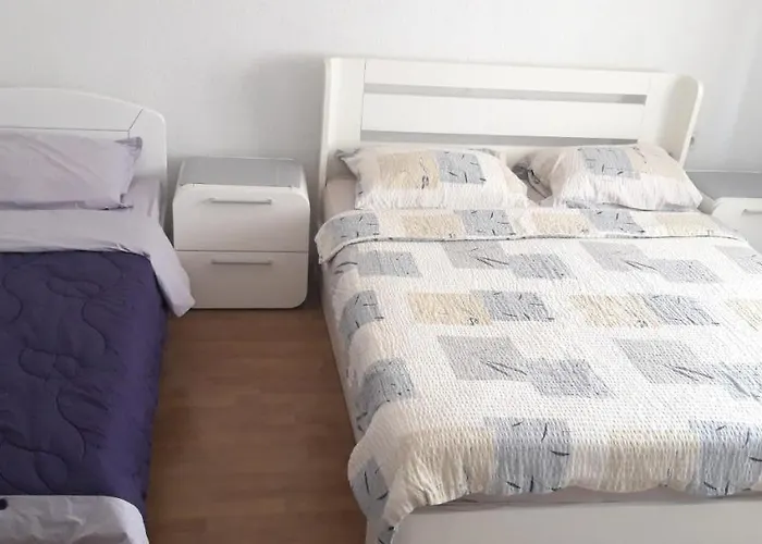 Apartments Holiday 아파트 *